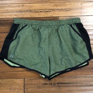 UA shorts with pockets size XL